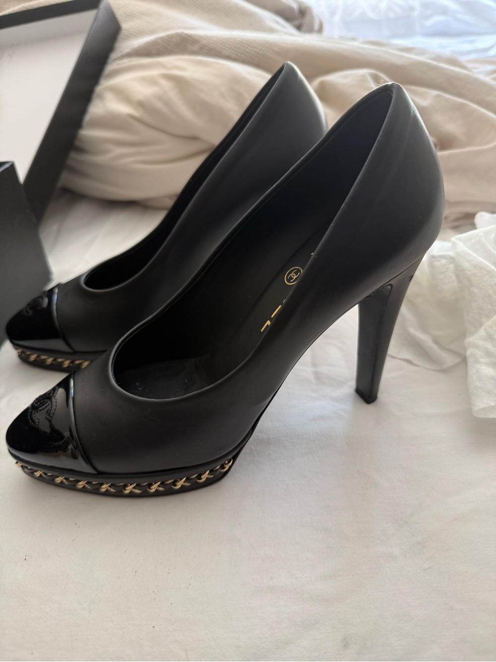 Chanel Women’s Pump size 36 - Picture 2 of 4